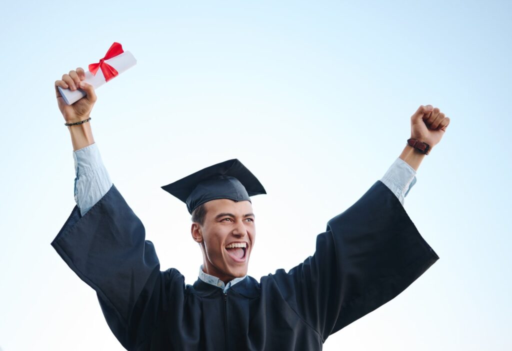What Is a Good Graduation Rate? - EDUCATE TREE